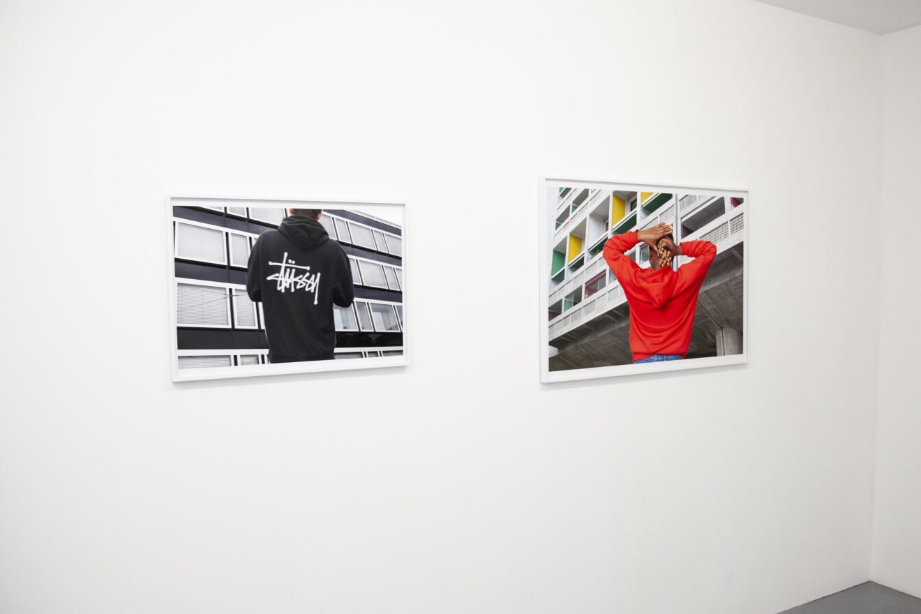 8_apublik_tonimeyer_stüssy_redhoodie
